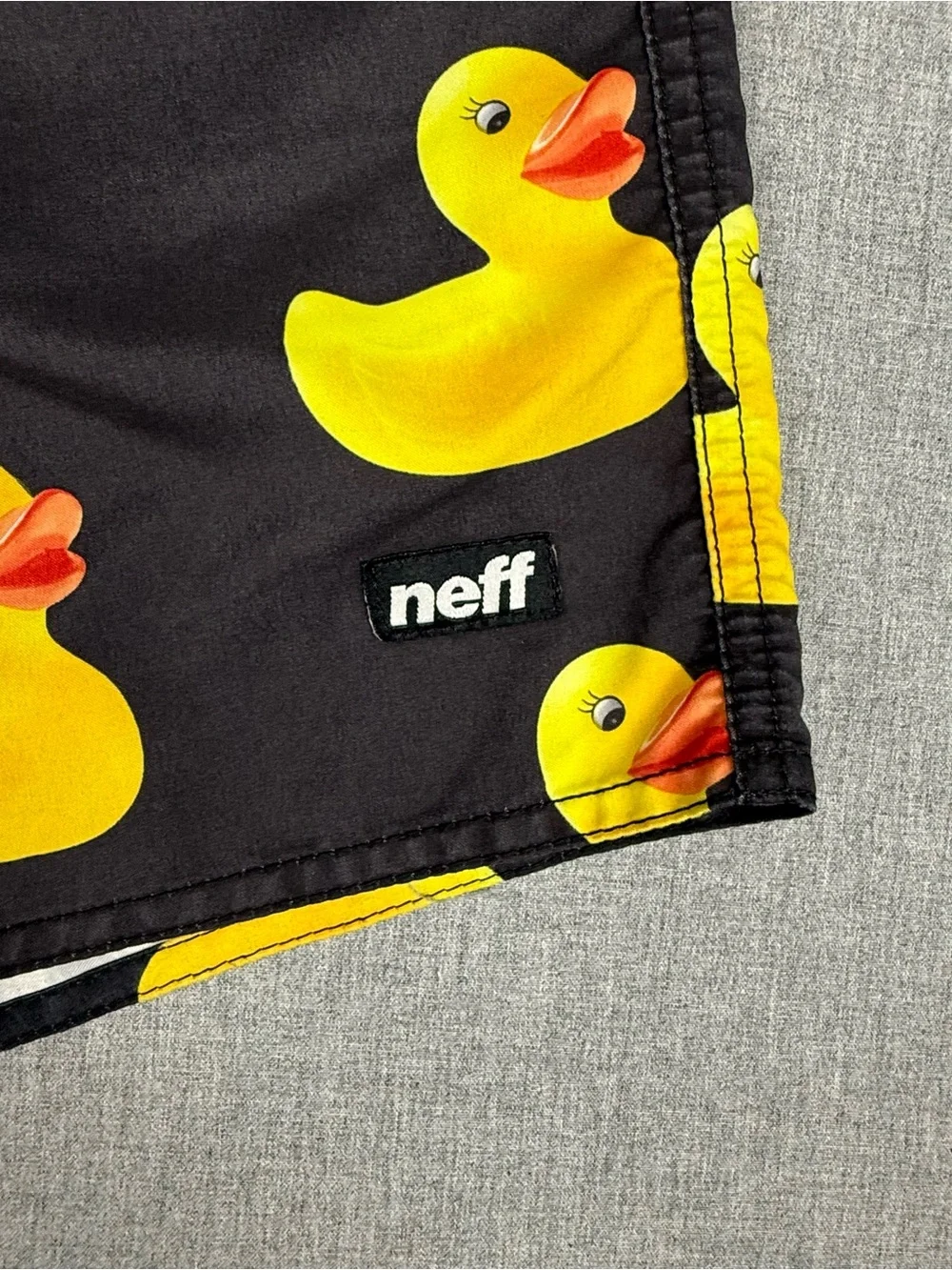 Neff Rubber Ducky Board Shorts Men's Small Black Yellow Swim Trunks